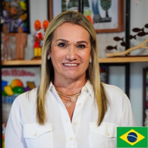 ANA PAULA JARDIM