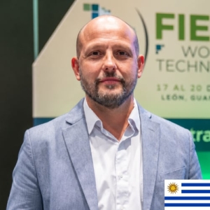 CARLOS FERNÁNDEZ