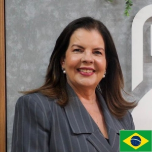 ELIANE BRASIL